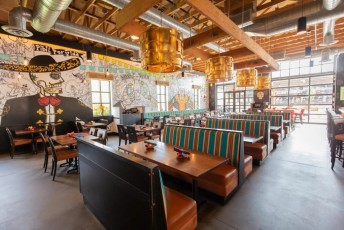 barrio-queen-gilbert 2