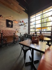 sids-garage-meridian 3