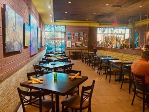 twist-bistro-and-gallery-scottsdale 1