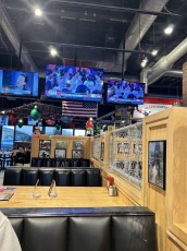 uncle-bear’s-grill-tap-queen-creek-3