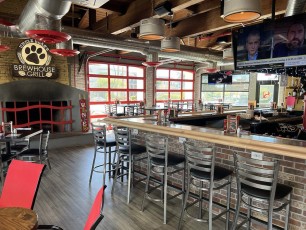 uncle-bear’s-grill-tap-scottsdale-5